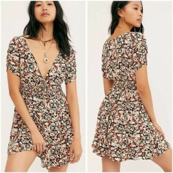 Free People Forget Me Not Mini Dress Floral NEW NWT $128 Size 0 V-Neck - Picture 11 of 11